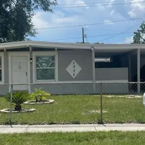  Holiday home Cheerful Family Close To Everything! United States