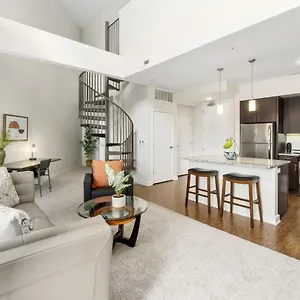 Apartment Luxury Lofted 1 Bed Unit With Hot Tub And Pool United States