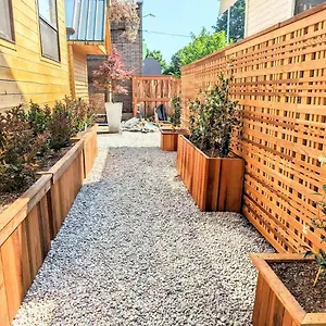  Holiday home - Tiny Aztec - Walk To Local Shops & Restaurants United States